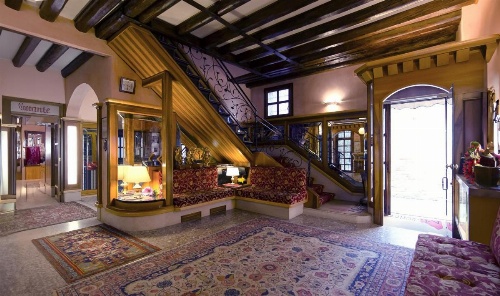 Messner Palace image 13