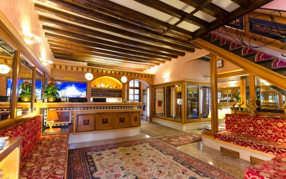 Messner Palace Image 35